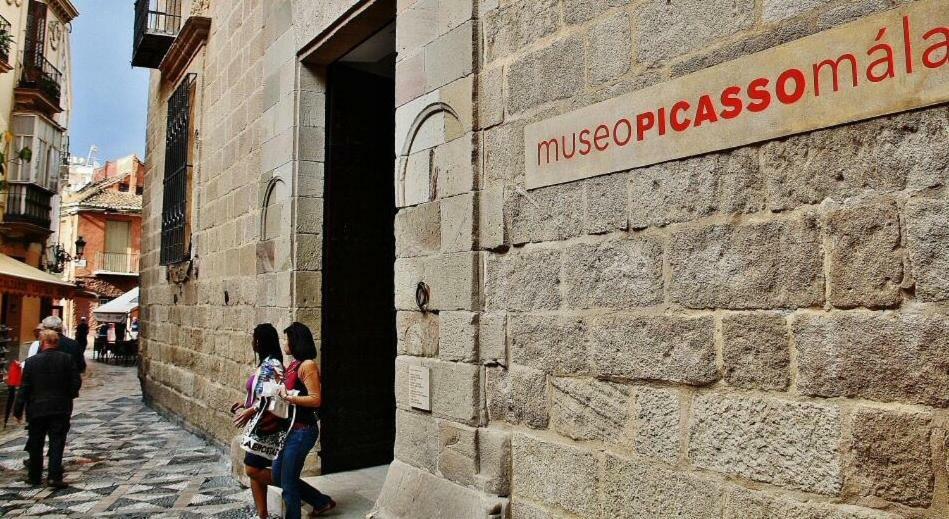 Apartamento El Anden De La Estacion Málaga Dış mekan fotoğraf