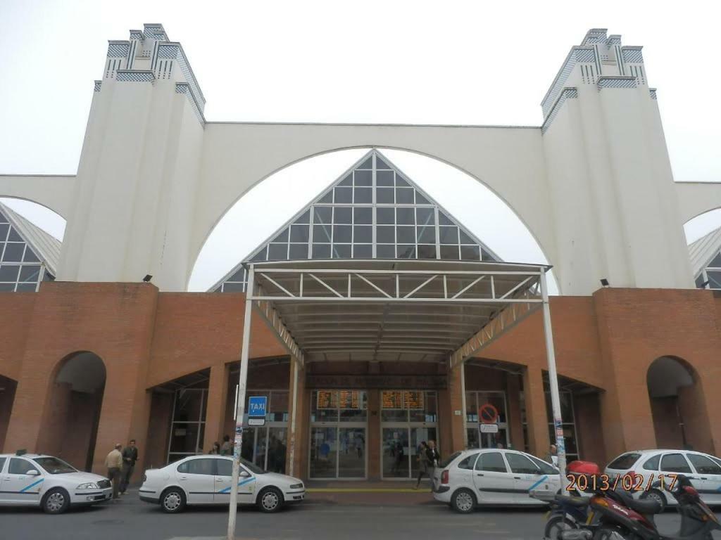 Apartamento El Anden De La Estacion Málaga Dış mekan fotoğraf